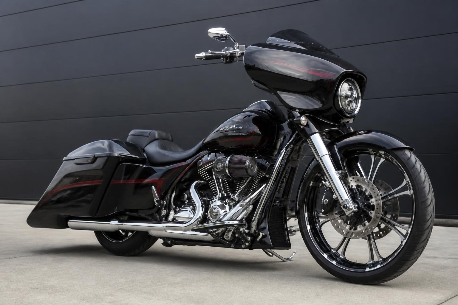 2023 Harley-Davidson Street Glide